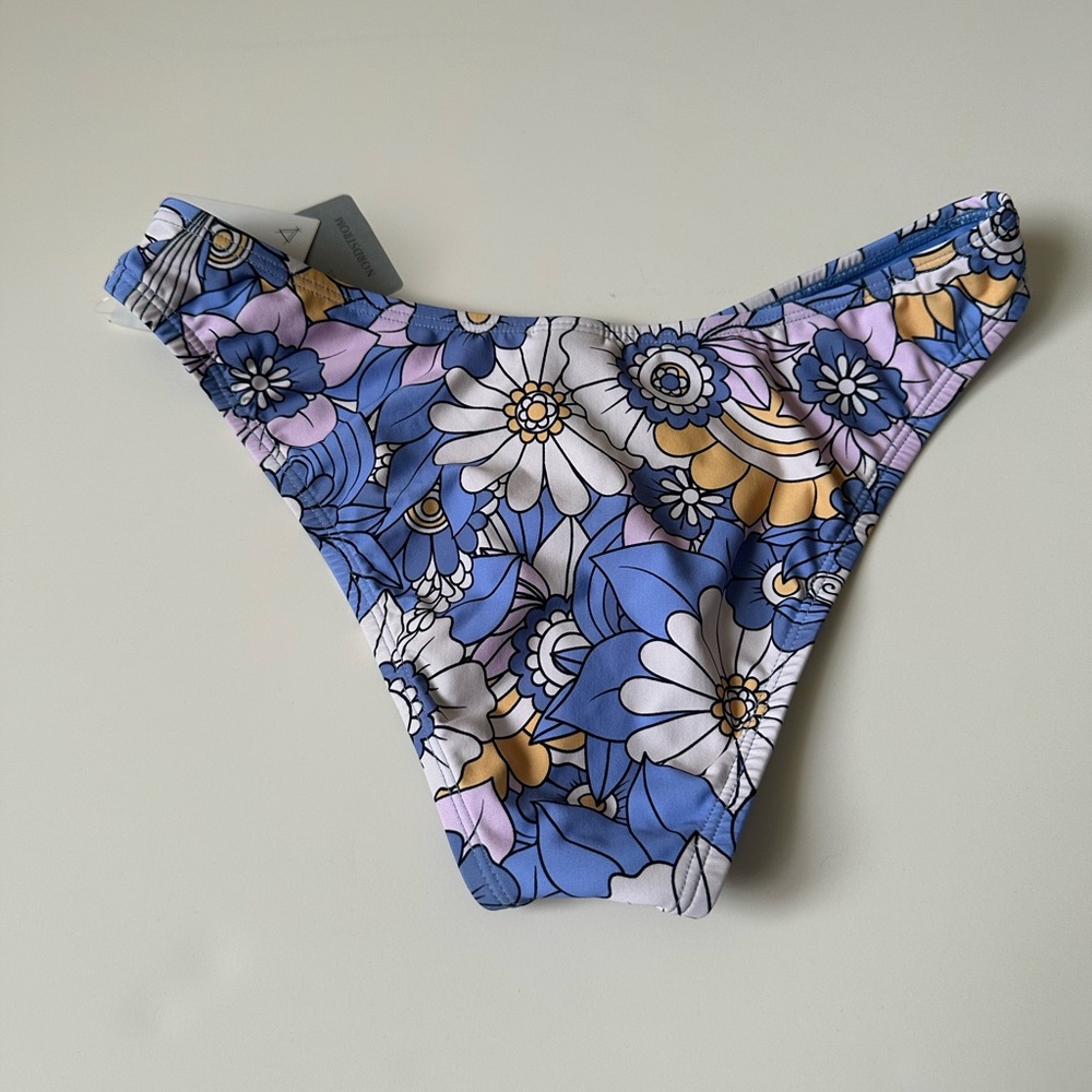 Vicious Young Babes Groovy Scoop Floral Swimsuit Bottom Bikini Hi Leg Pant NWT - Picture 2 of 2